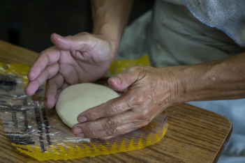 Fotografía de archivo de arepas. Foto: EFE