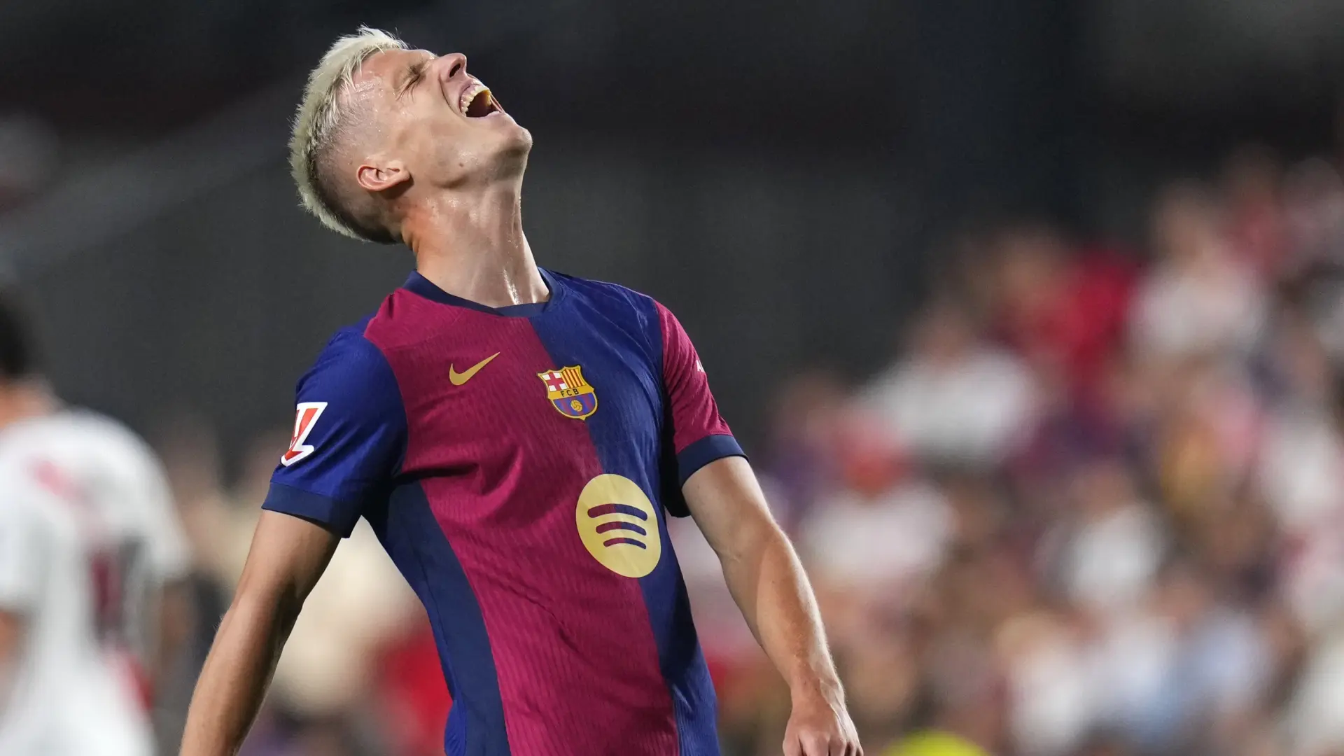 El Barça pide una nueva licencia para Dani Olmo y Pau Víctor y LaLiga insiste en que no presenta "ninguna alternativa"