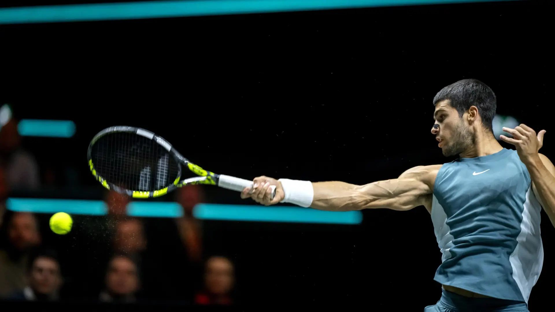 Carlos Alcaraz supera su debut en el ATP 500 de Rotterdam tras un ajustado partido ante Van de Zandschulp