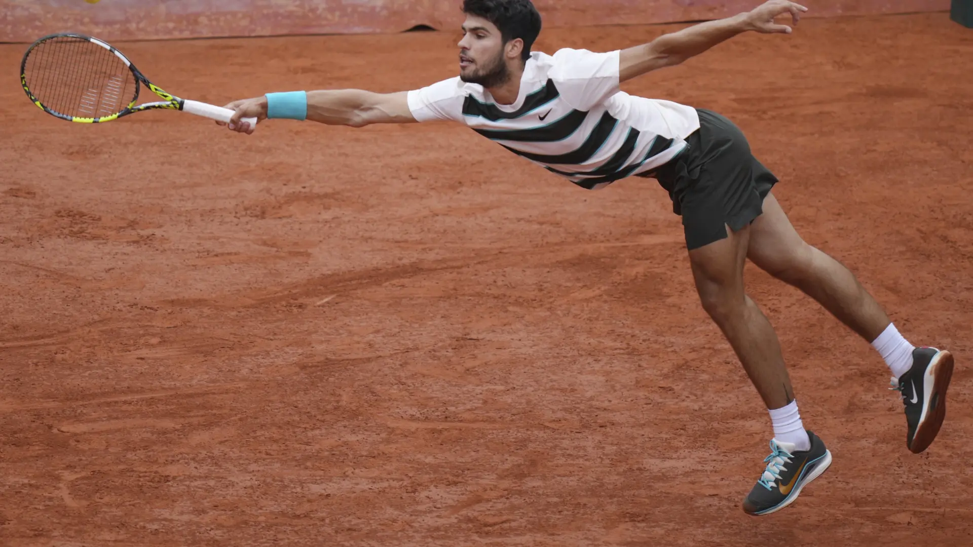 Carlos Alcaraz – Giulio Zeppieri, en directo: debut del murciano en Roland Garros 2025