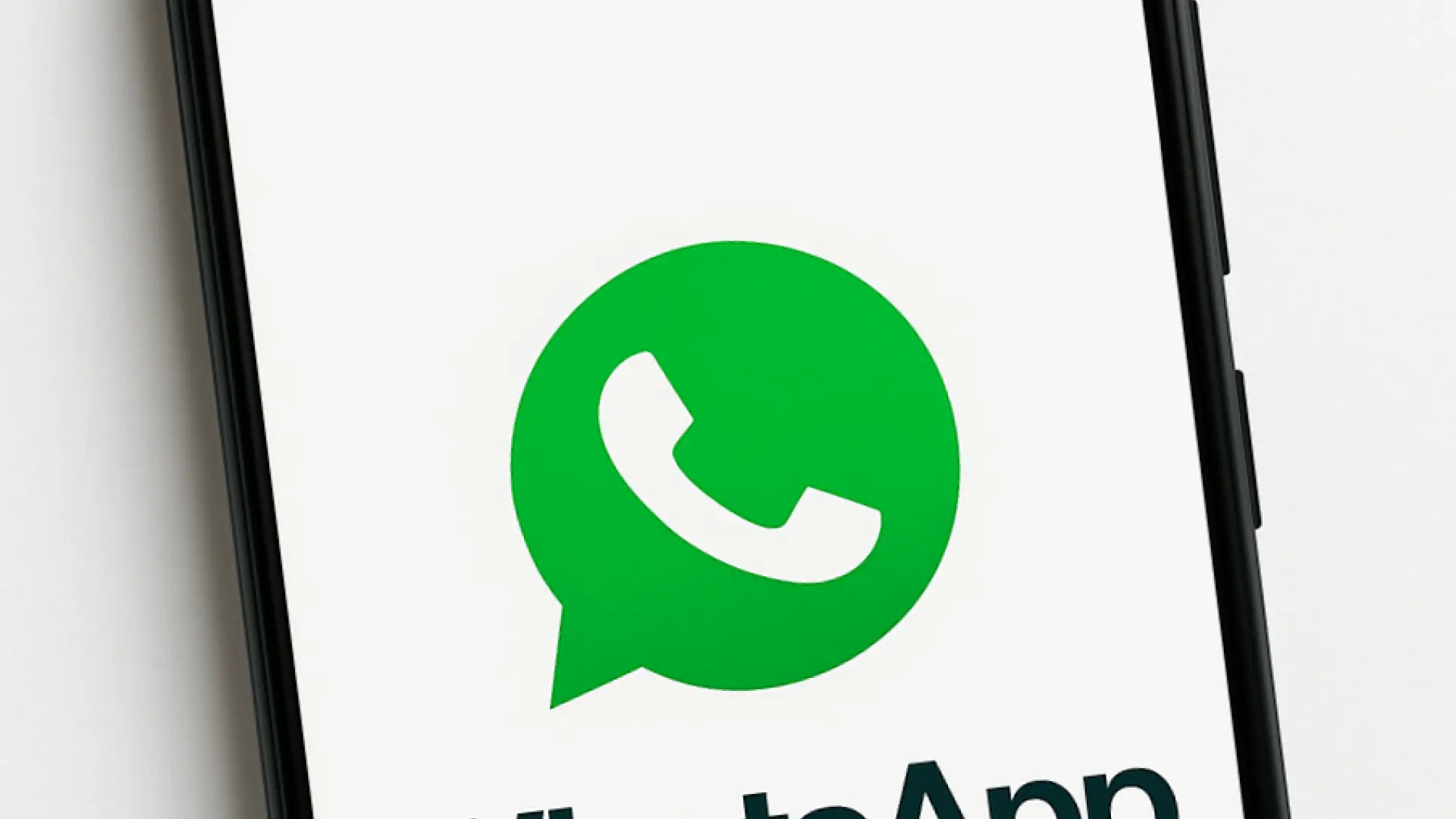 Con este sencillo truco puedes volver a ver fotos temporales de WhatsApp