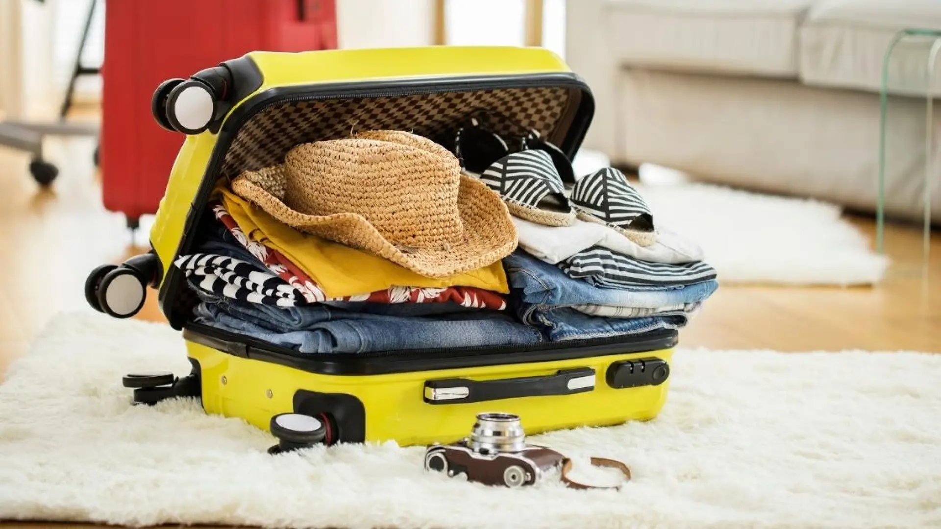 Si padeces una enfermedad reumática toma nota: 7 consejos para viajar con más comodidad este verano