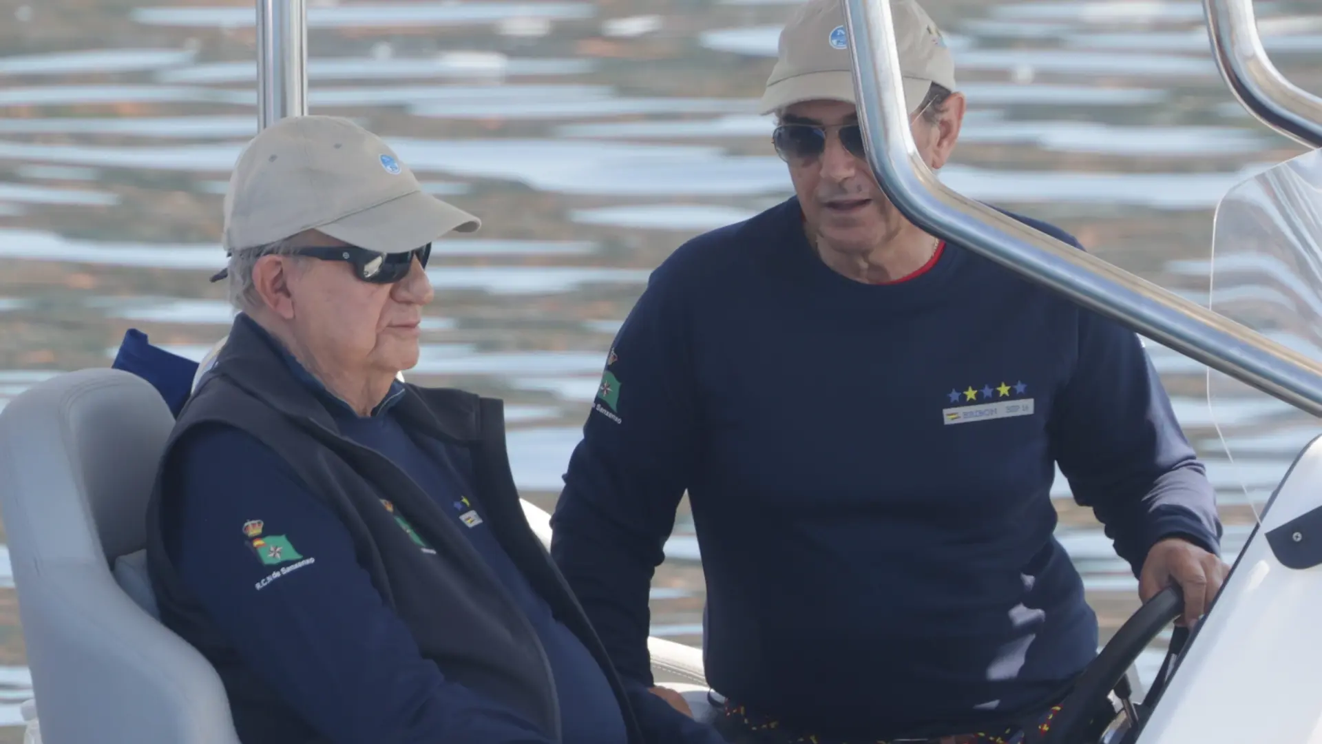 Juan Carlos I llega a Galicia, donde su nieta, la princesa Leonor, termina su formación militar naval