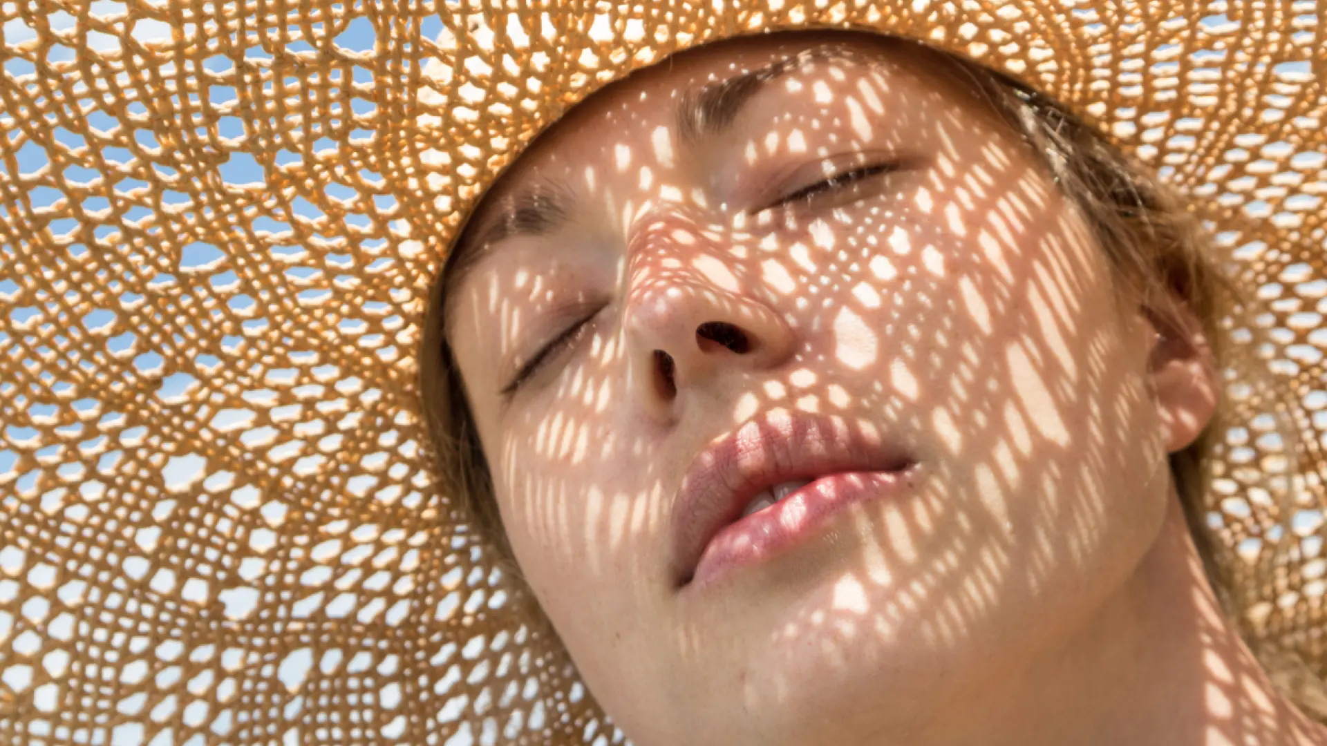 Los cinco alimentos que protegen tu piel del sol (y te ayudan a broncearte mejor)