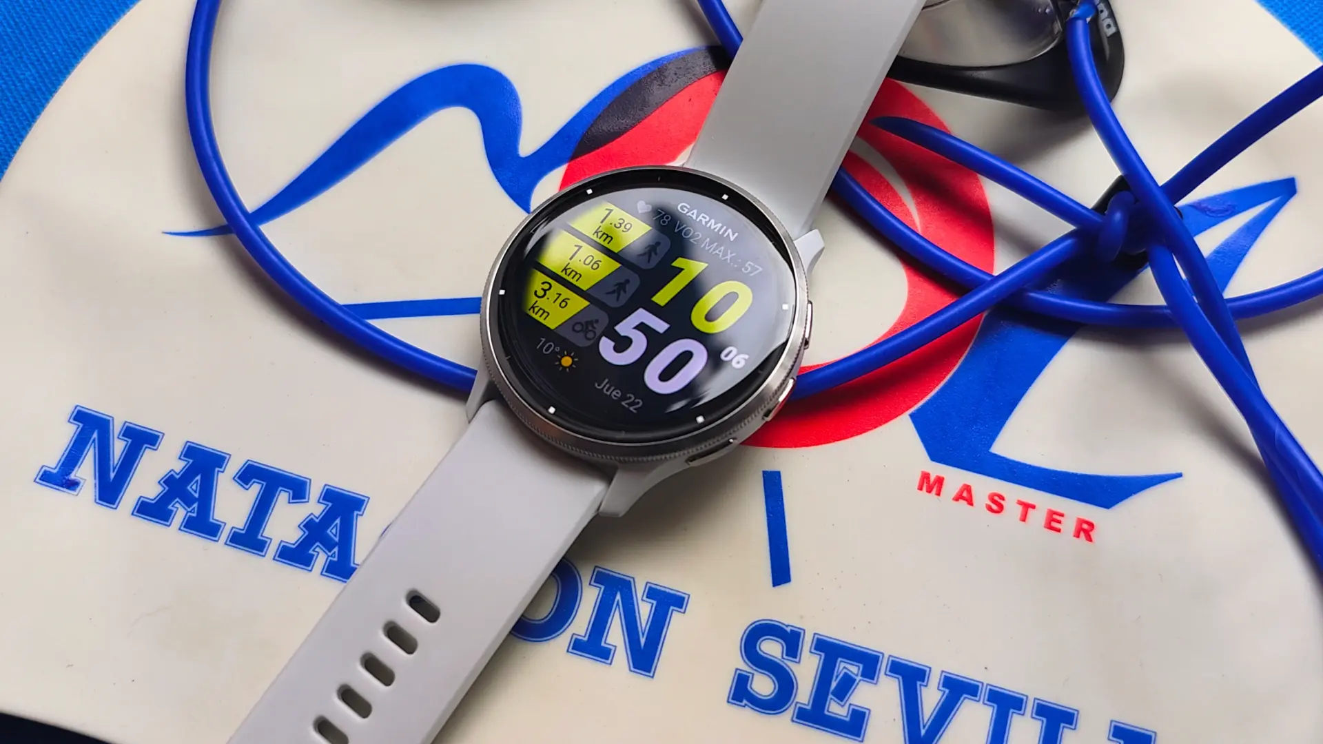 Garmin, a por Apple: su reloj inteligente es más barato y tiene poco que envidiarle