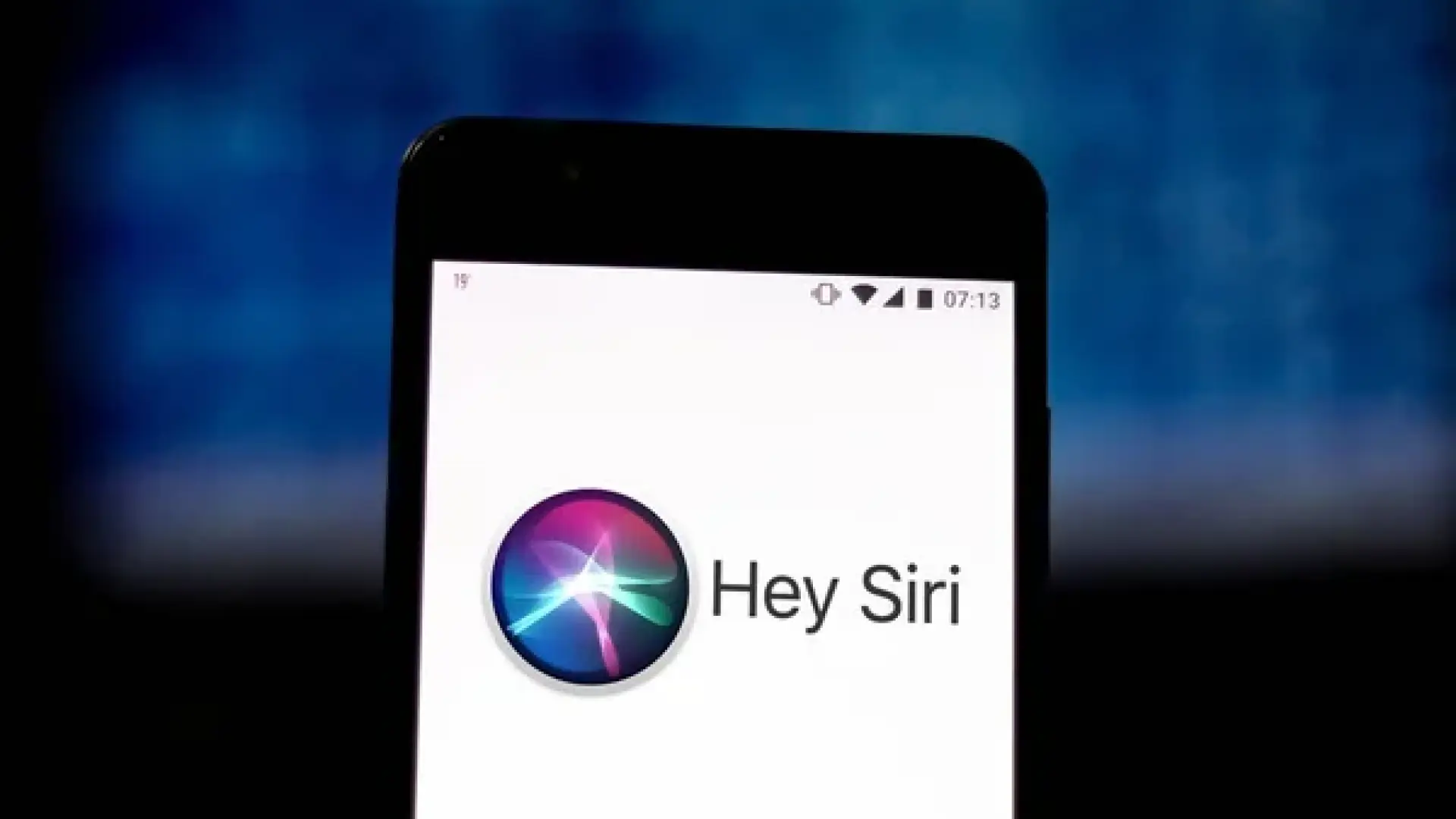 Apple cambia de rumbo y valora que Siri esté impulsada por la IA de OpenAI