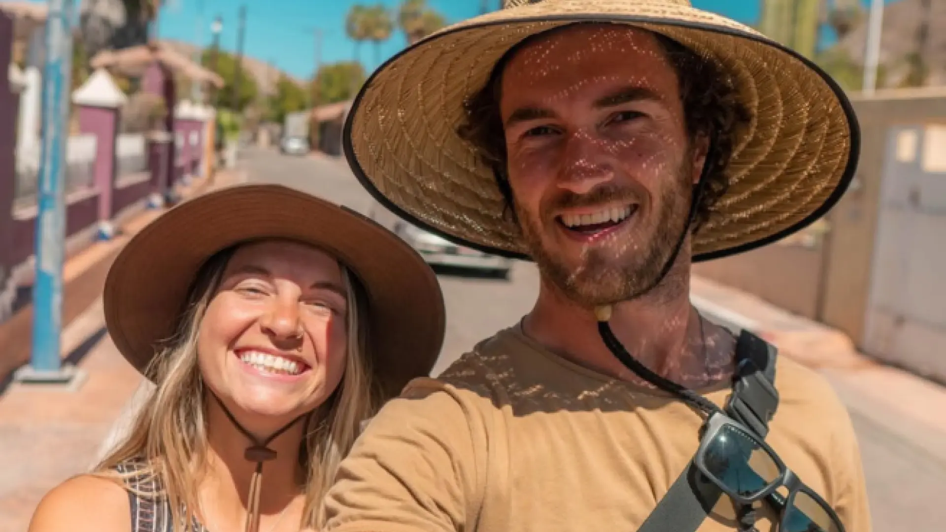 Muere una pareja de 'influencers' al caer por un acantilado: «Están juntos para siempre, siempre supimos que lo estarían»