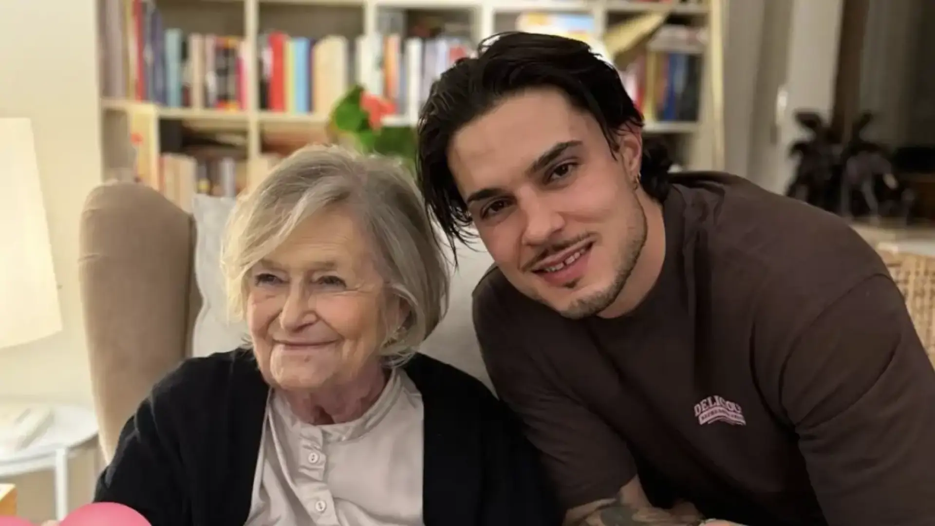 El «verdadero amor» de Carlo Costanzia, su 'nonna': «Ella es la más importante, por debajo están todos»