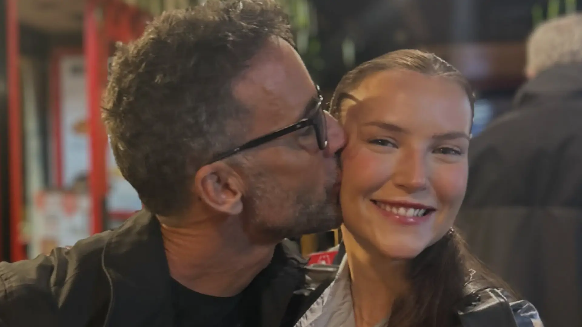 Álvaro Muñoz Escassi se reencuentra con su hija Anna tras un largo tiempo sin verse