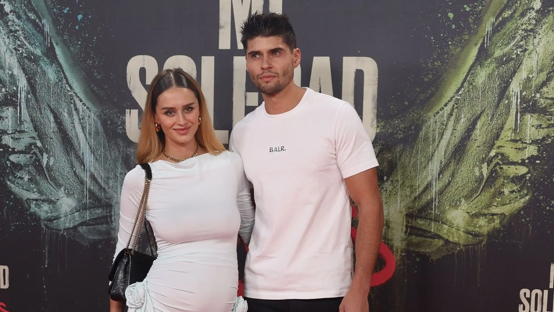 Javier Tudela comparte una imagen de su novia, Marina Romero, ilusionada en plena lucha contra su enfermedad