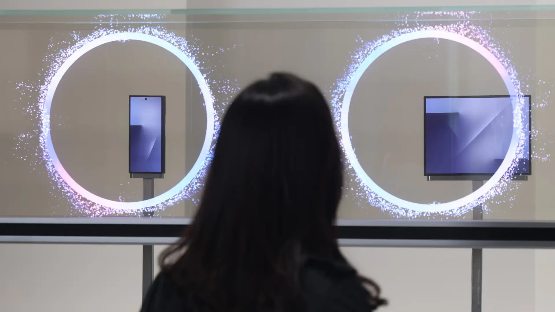 Filtran la fecha de lanzamiento y posible precio del triple plegable de Samsung: todo lo que sabemos