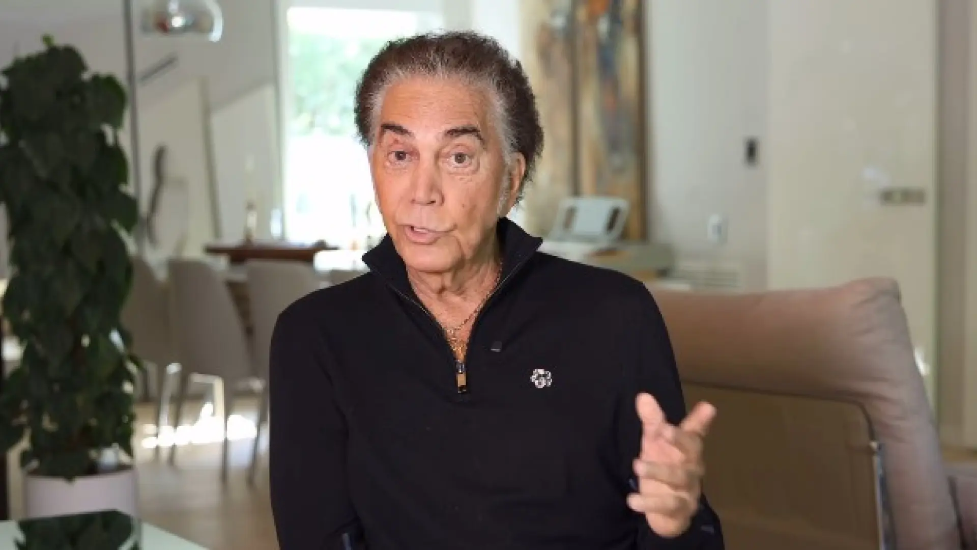 José Luis Rodríguez 'El Puma' se defiende tras ser expulsado de un avión: «Me echaron como un delincuente, me sentí humillado»