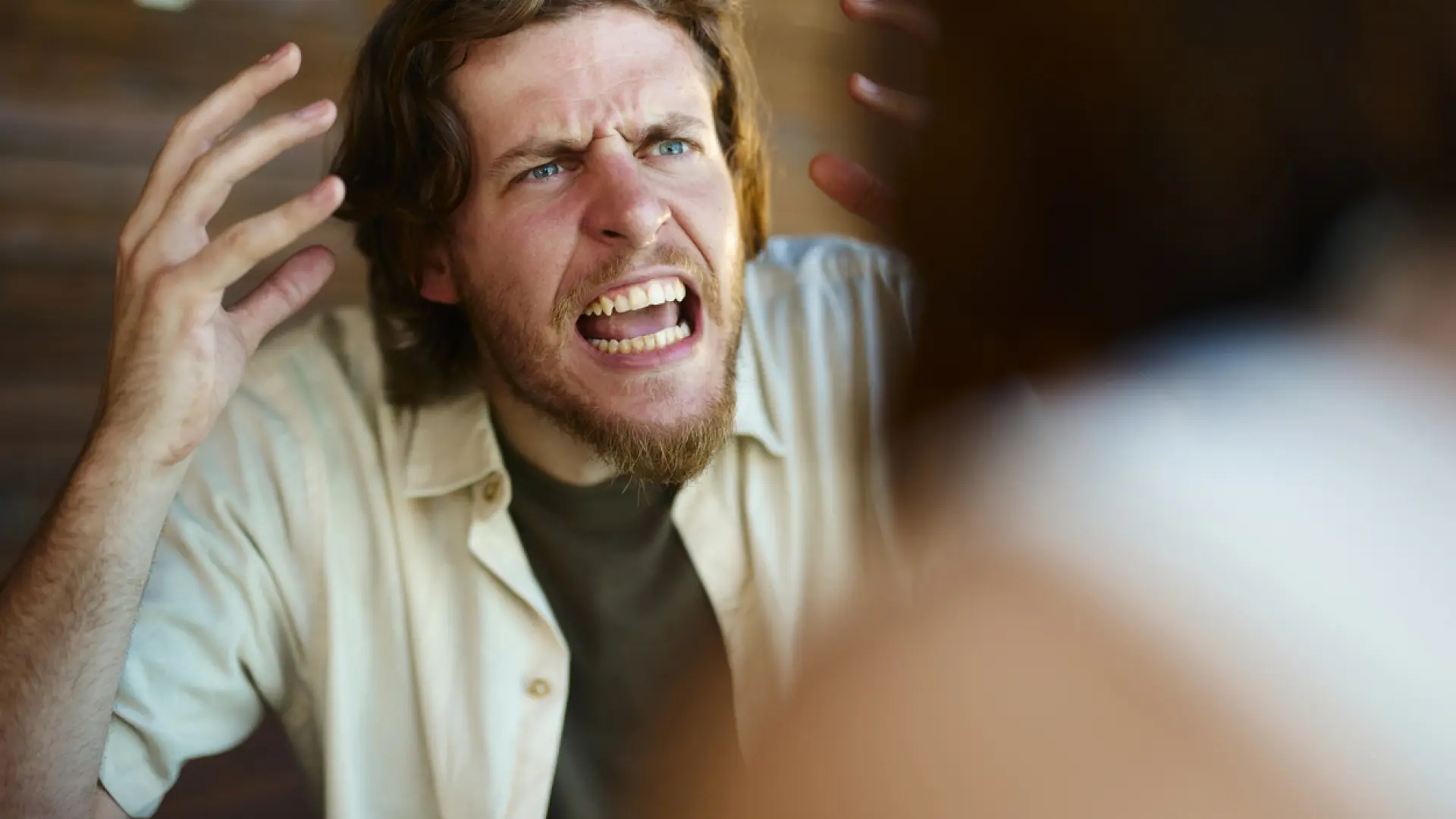 Las personas con mal carácter utilizan estos dos colores según la psicología