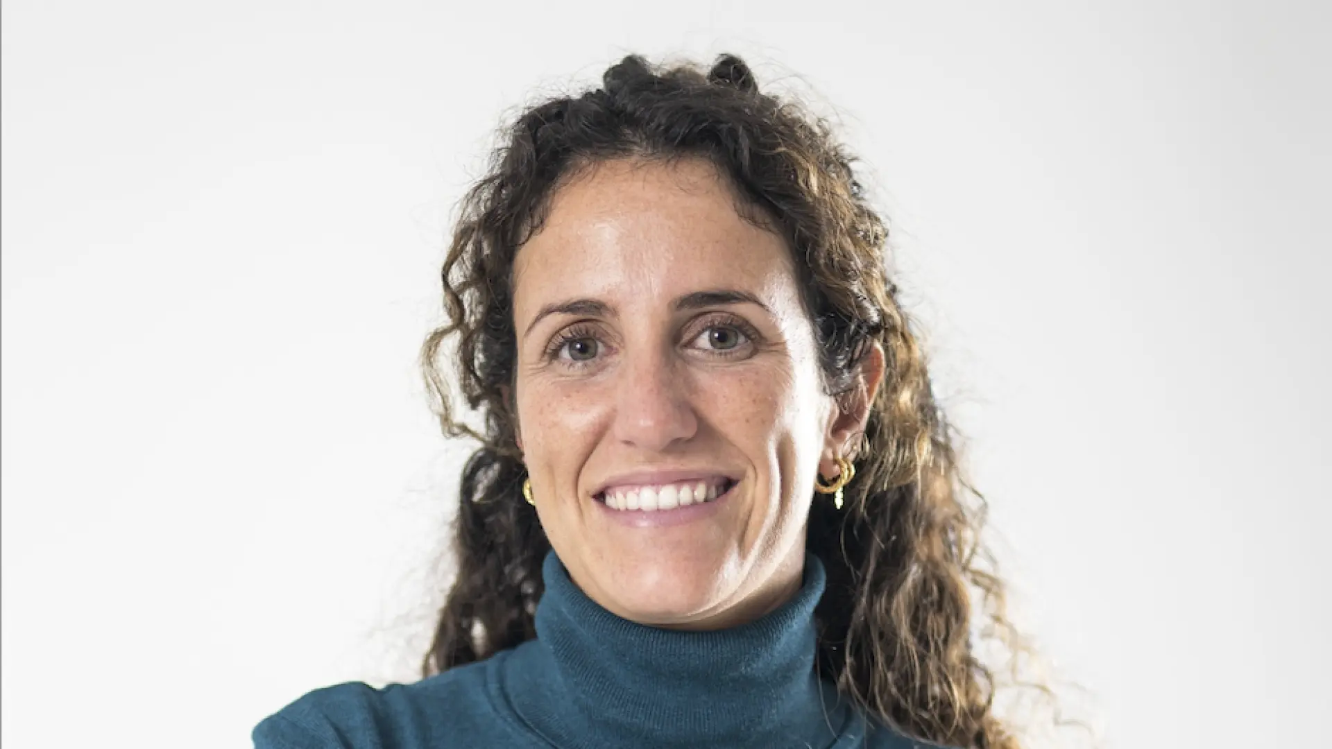 Teresa Herrero, coach: «La mayoría de personas se marcan objetivos que no son suyos, que nacen del 'debería' o de la comparación»