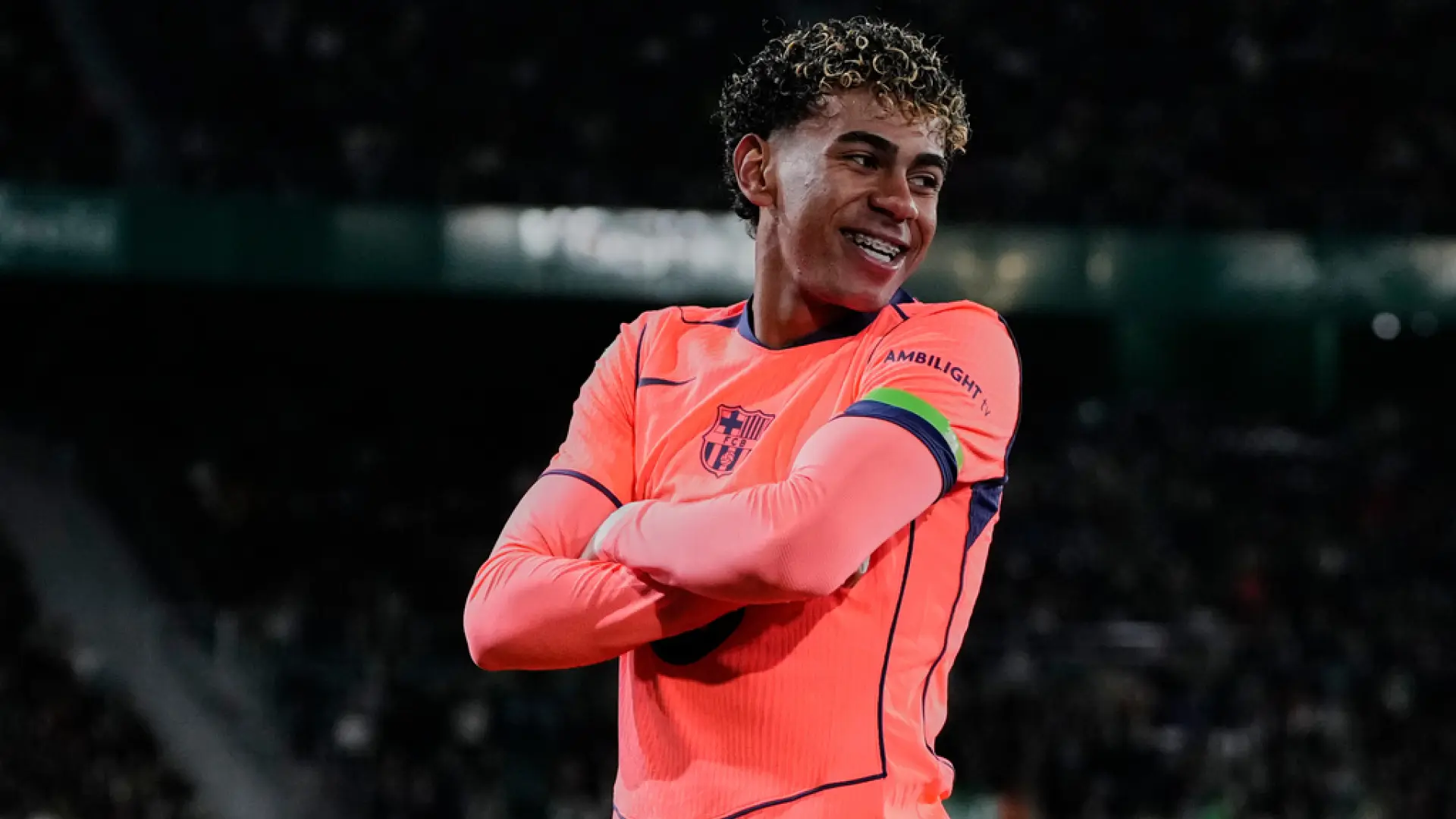 El Barça arrolla al Elche para dormir aún más líder de LaLiga