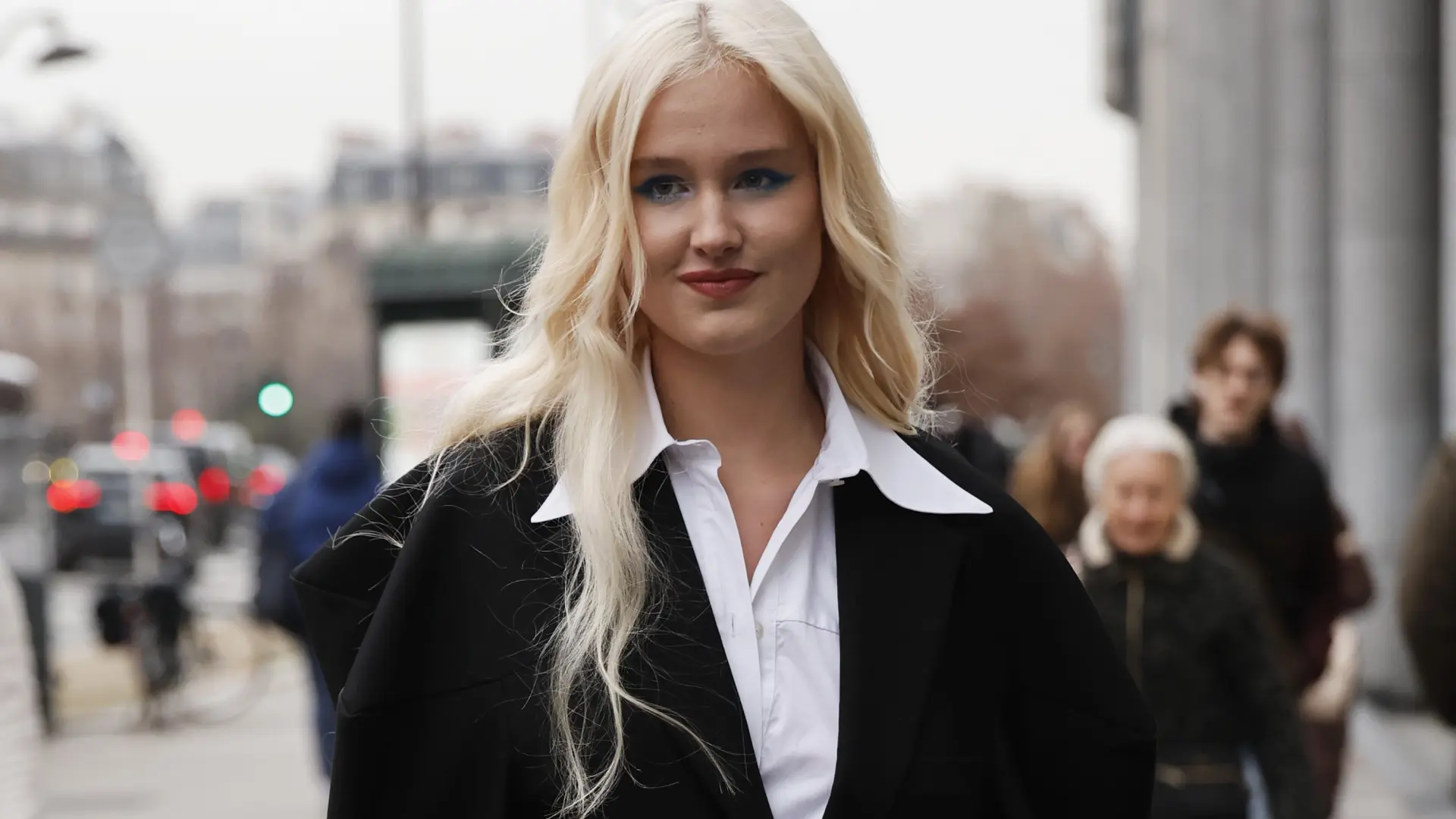 El hijastro de Salma Hayek, cerca de la nobleza: se casará con Lara Cosima Henckel