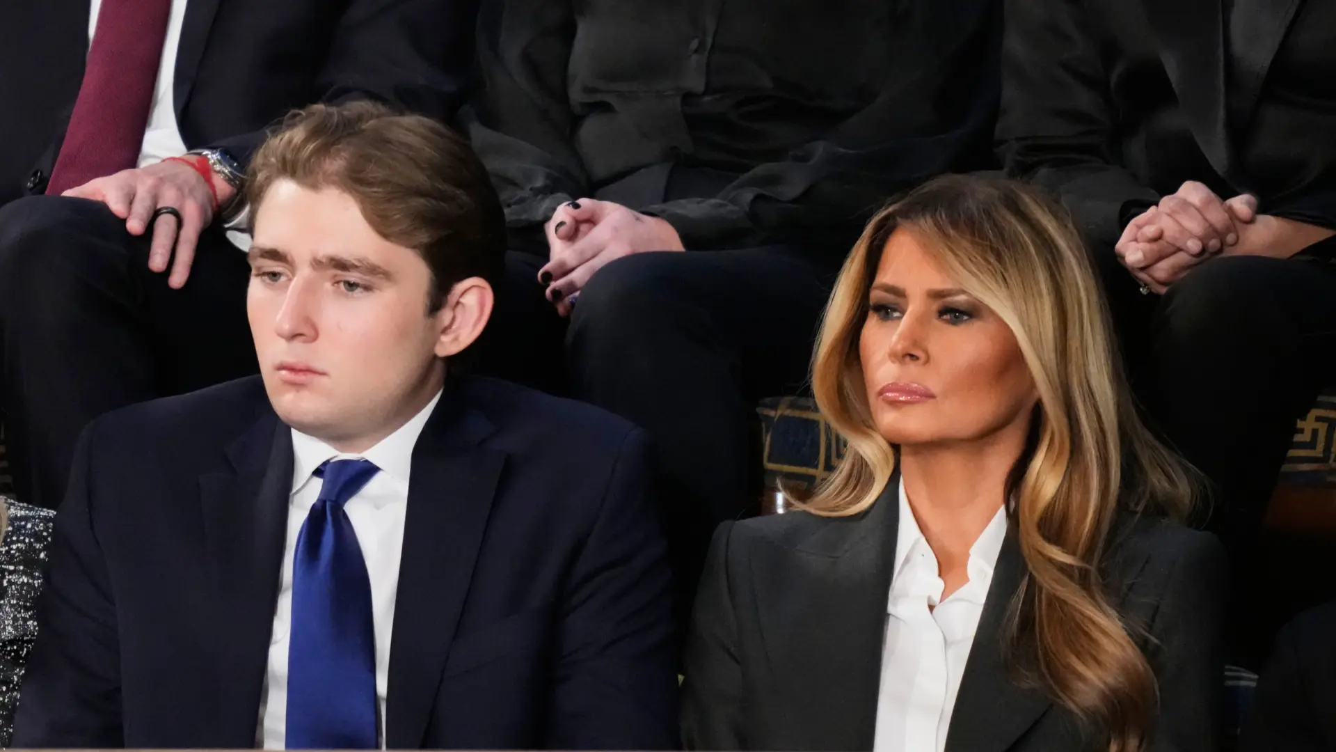 Melania Trump, preocupada por si su hijo Barron se ve obligado a alistarse en el ejército si se alarga la guerra en Irán