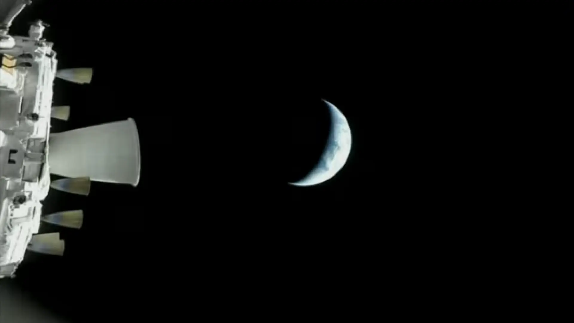 Primer día de los astronautas de la Artemis II en el espacio: se acoplan a su nueva rutina con el frío como uno de los principales contratiempos