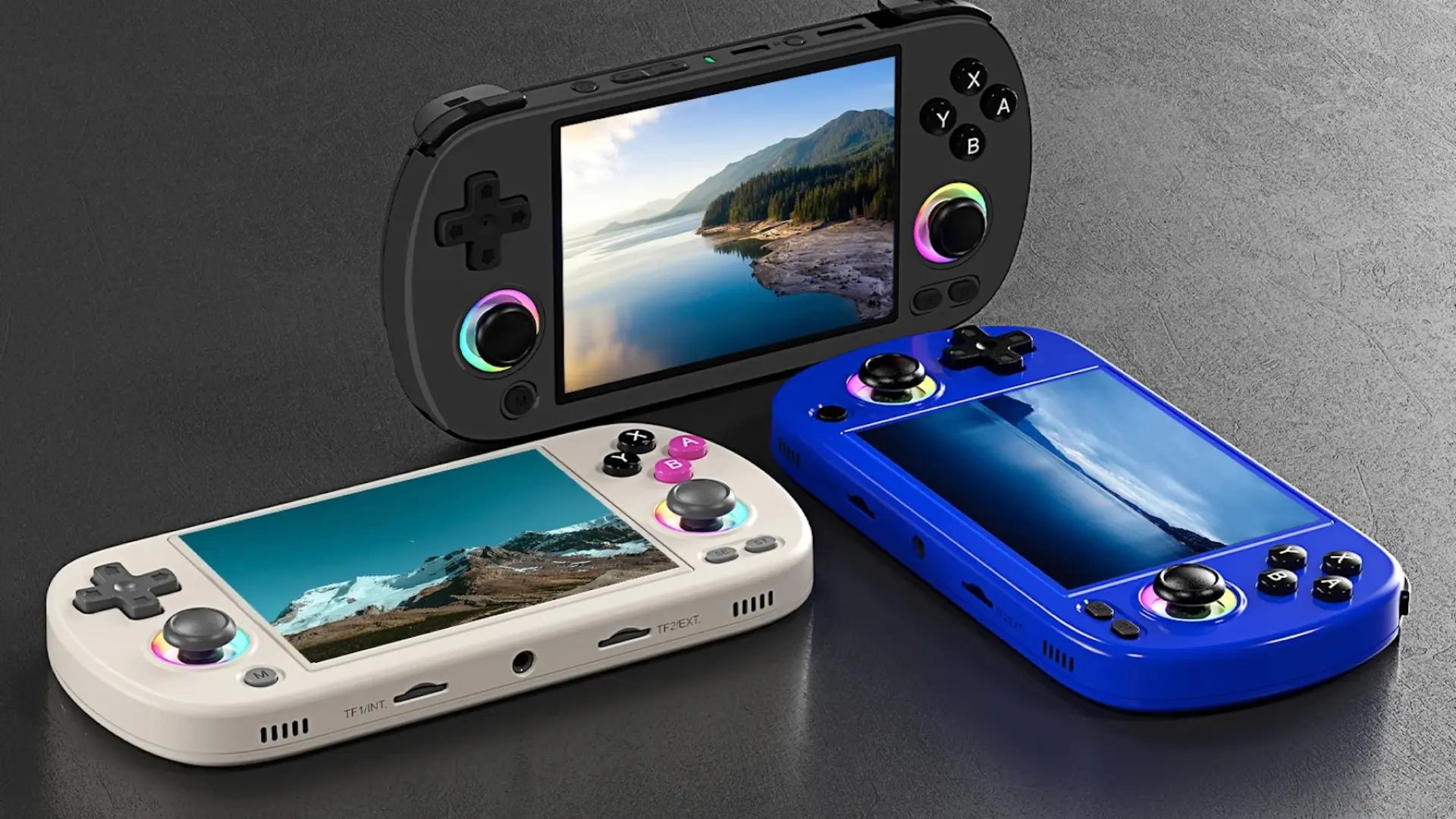 Anbernic nos tienta con esta consola retro con 'joystick' y efectos de iluminación por menos de 80 euros