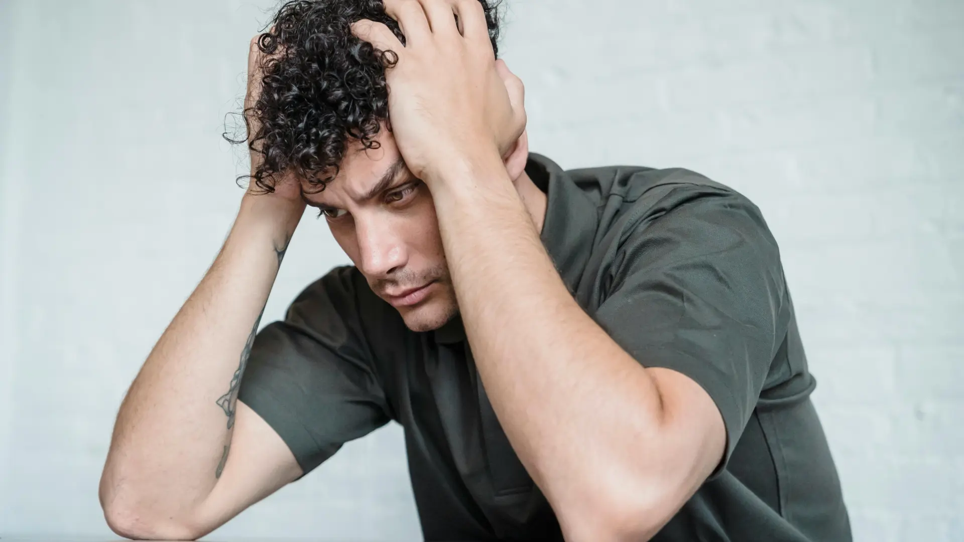 Esto es lo que dice la psicología de las personas inseguras y cómo ganar seguridad