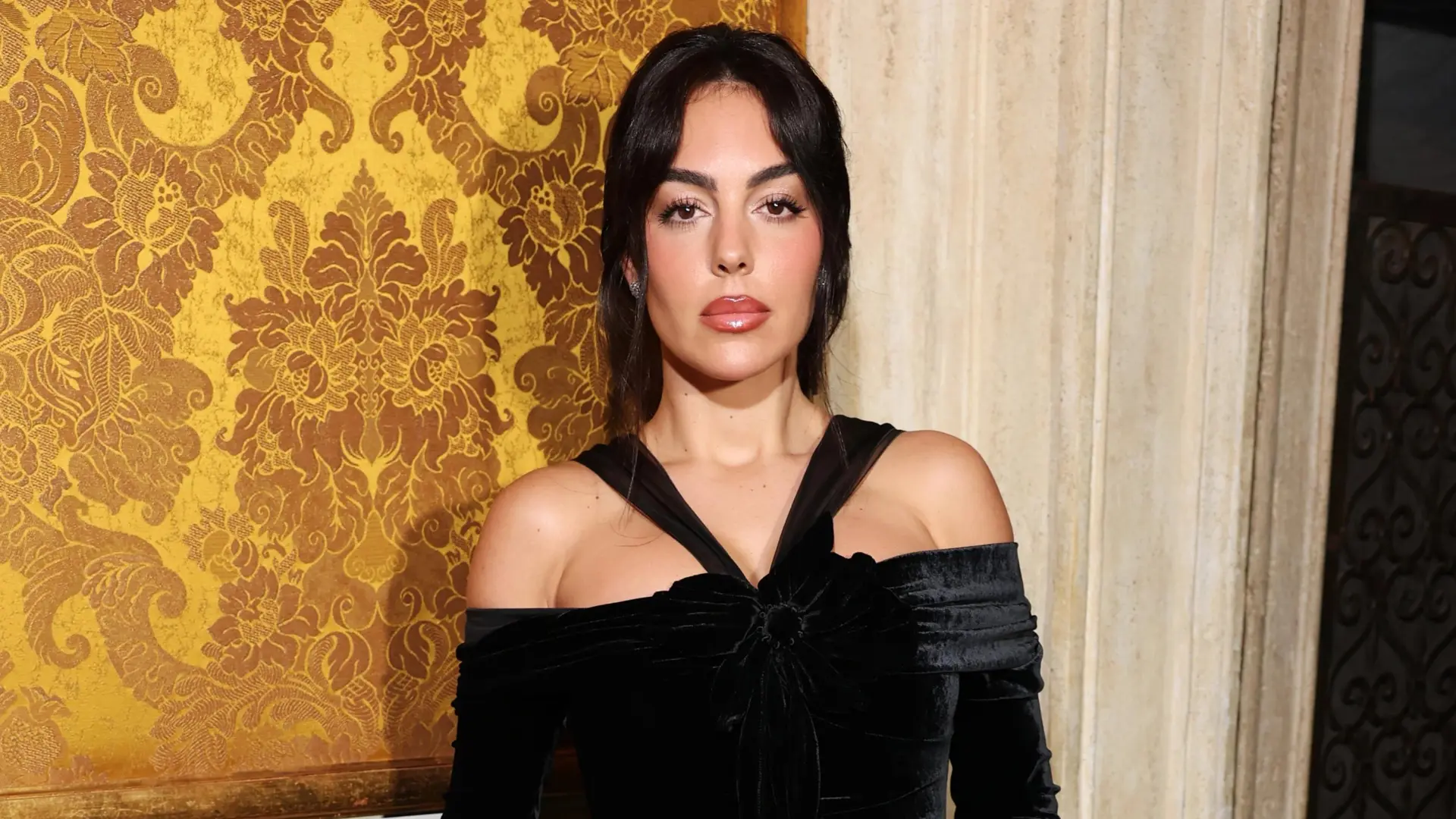 Georgina dona a la fundación El Ángel de Javi el dinero que faltaba para traer la cura desde EEUU para niños con NEDAMSS