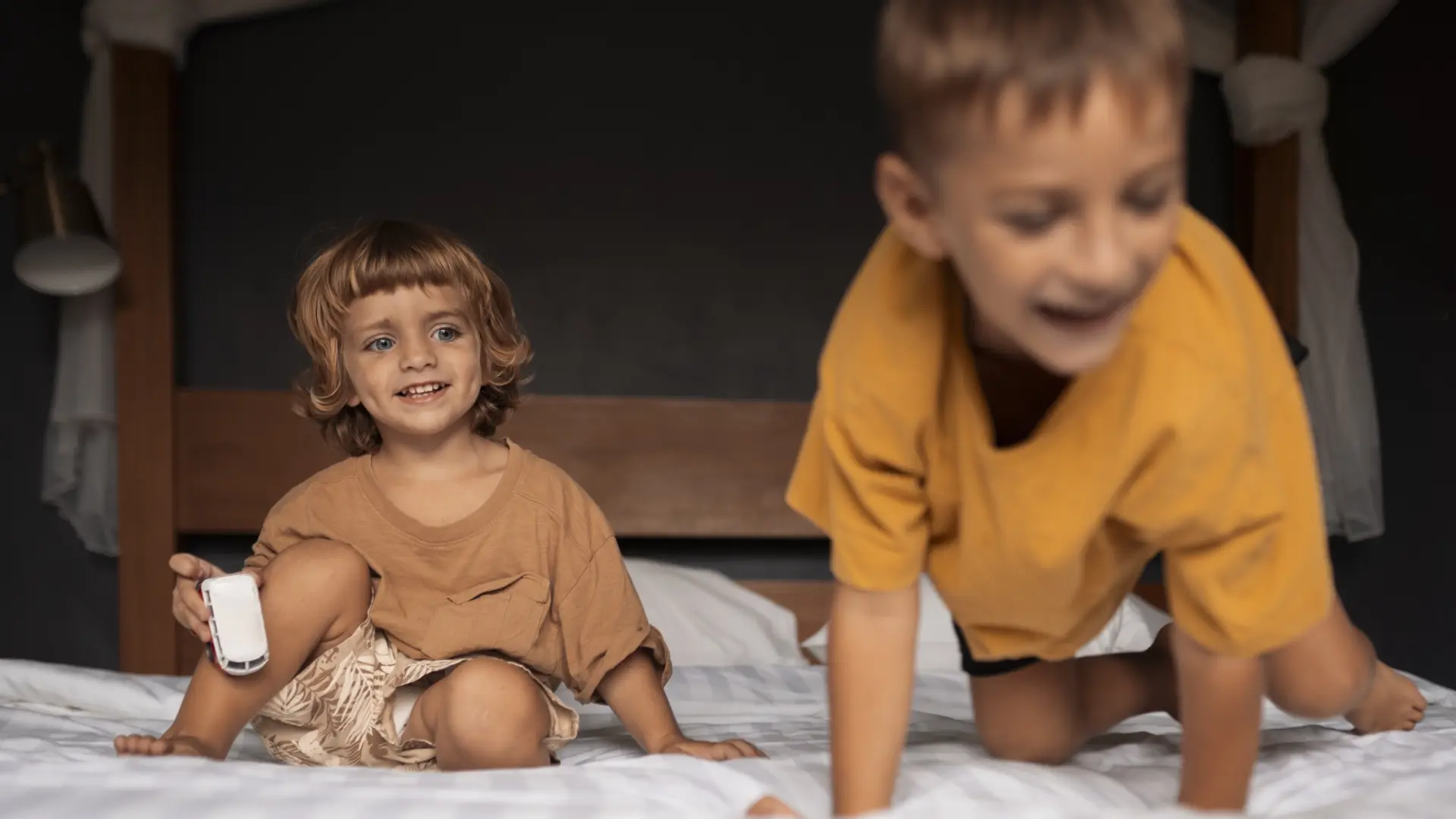 Mojar la cama por la noche: el impacto invisible de la enuresis nocturna en la salud emocional infantil
