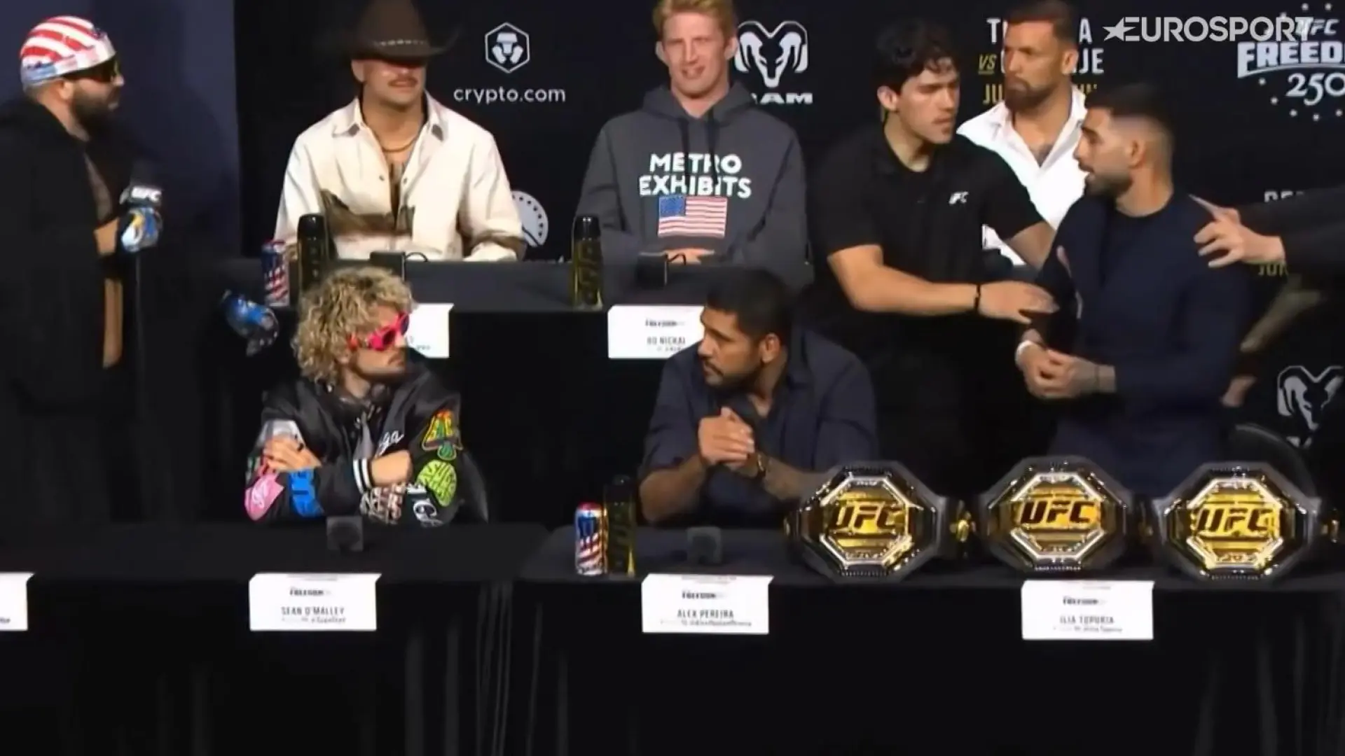 Holloway apoya la actitud de Topuria en la rueda de prensa de UFC de la Casa Blanca: «Alguien tenía que decir algo a ese tío»