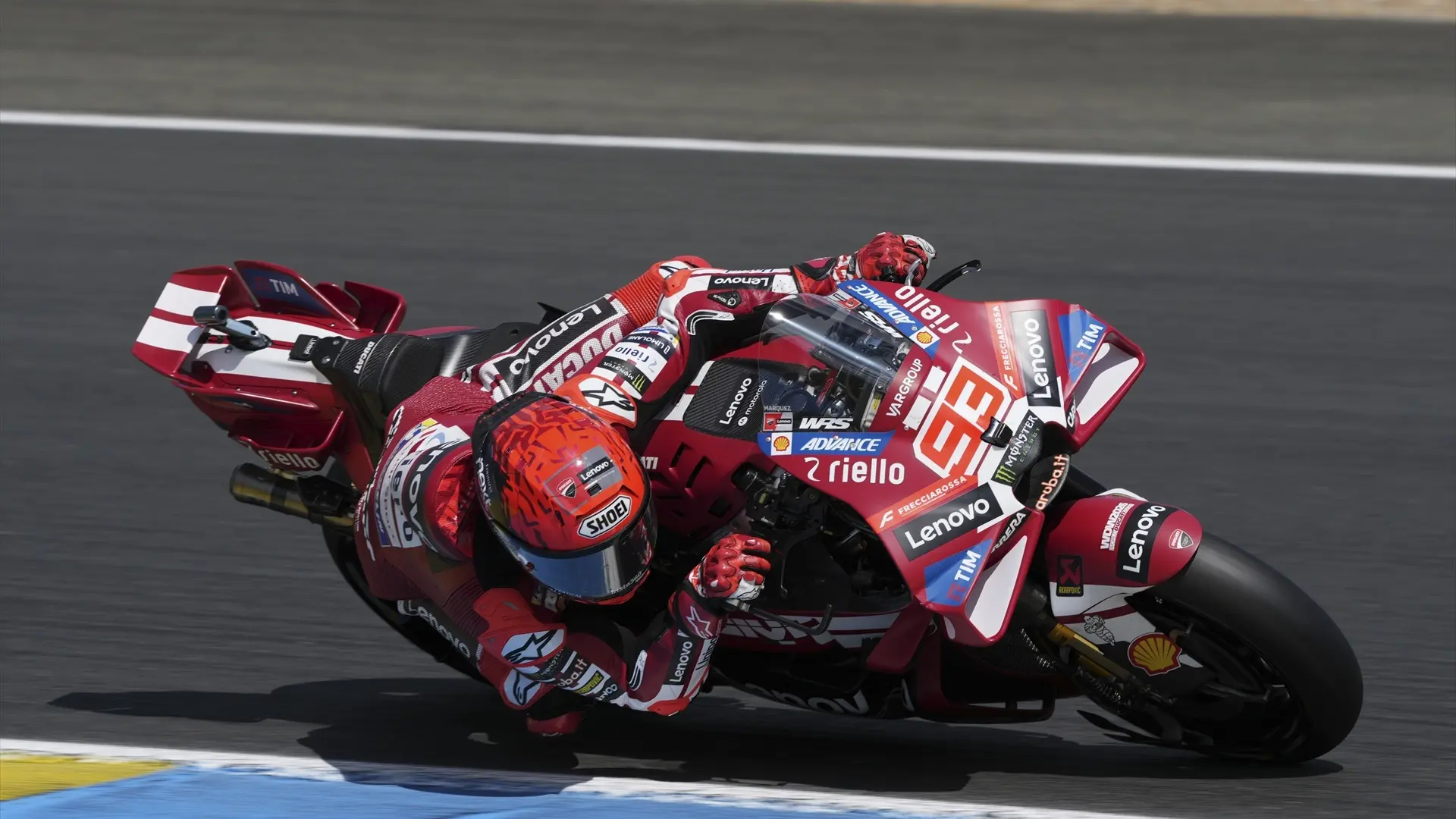 El director de Ducati desvela qué le pasaba a Marc Márquez: «No estaba al 100% y ahora todos sabemos el motivo»