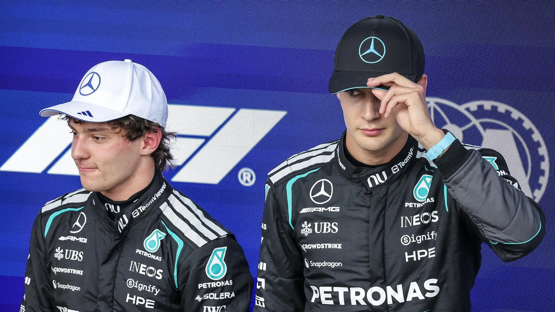 Kimi Antonelli estalla contra George Russell tras su polémica maniobra en la sprint: «Ha sido muy sucio»
