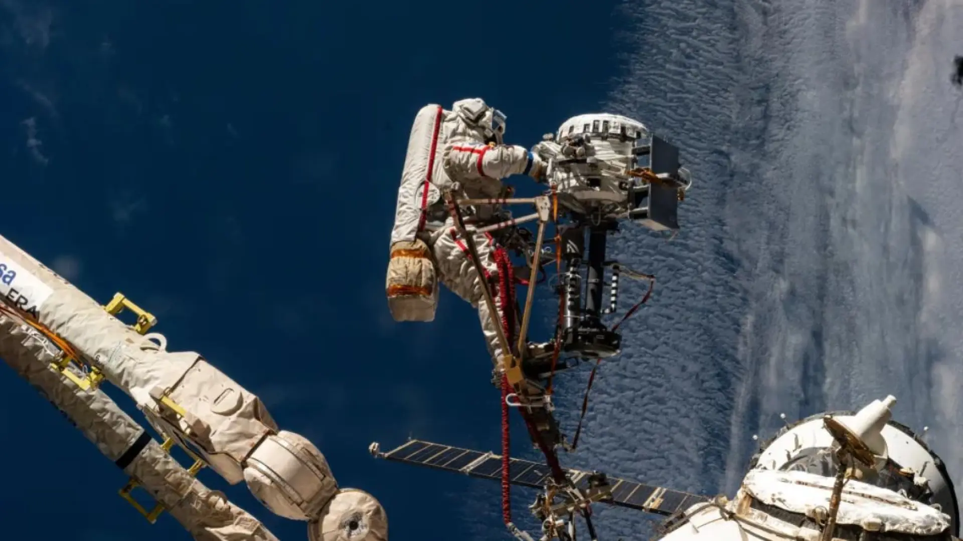Cómo ver en directo la caminata espacial de hoy desde la ISS para instalar un nuevo experimento
