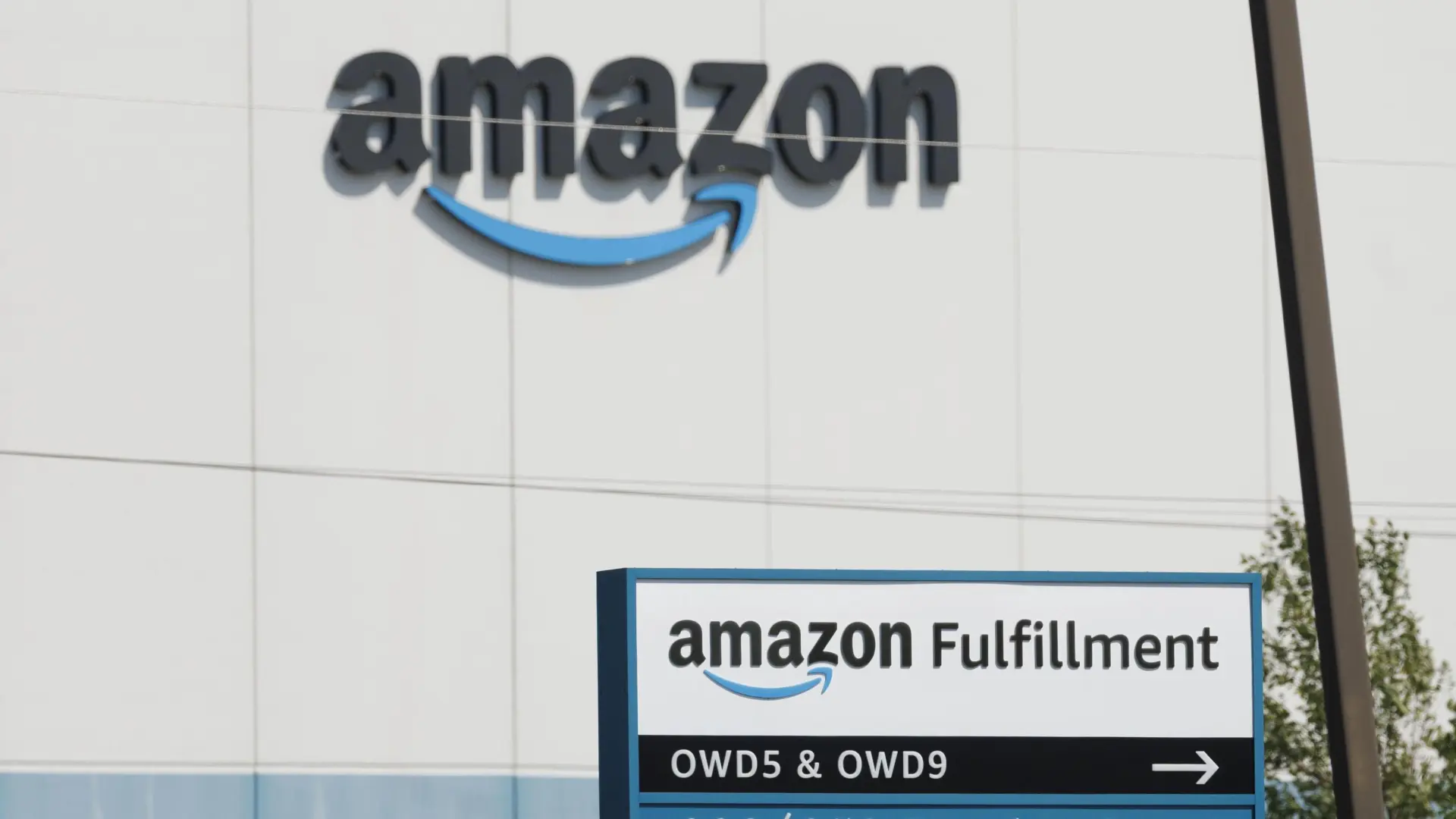 Amazon contribuyó a la decisión de EEUU de restringir el uso de la IA de Anthropic, según 'The Wall Street Journal'