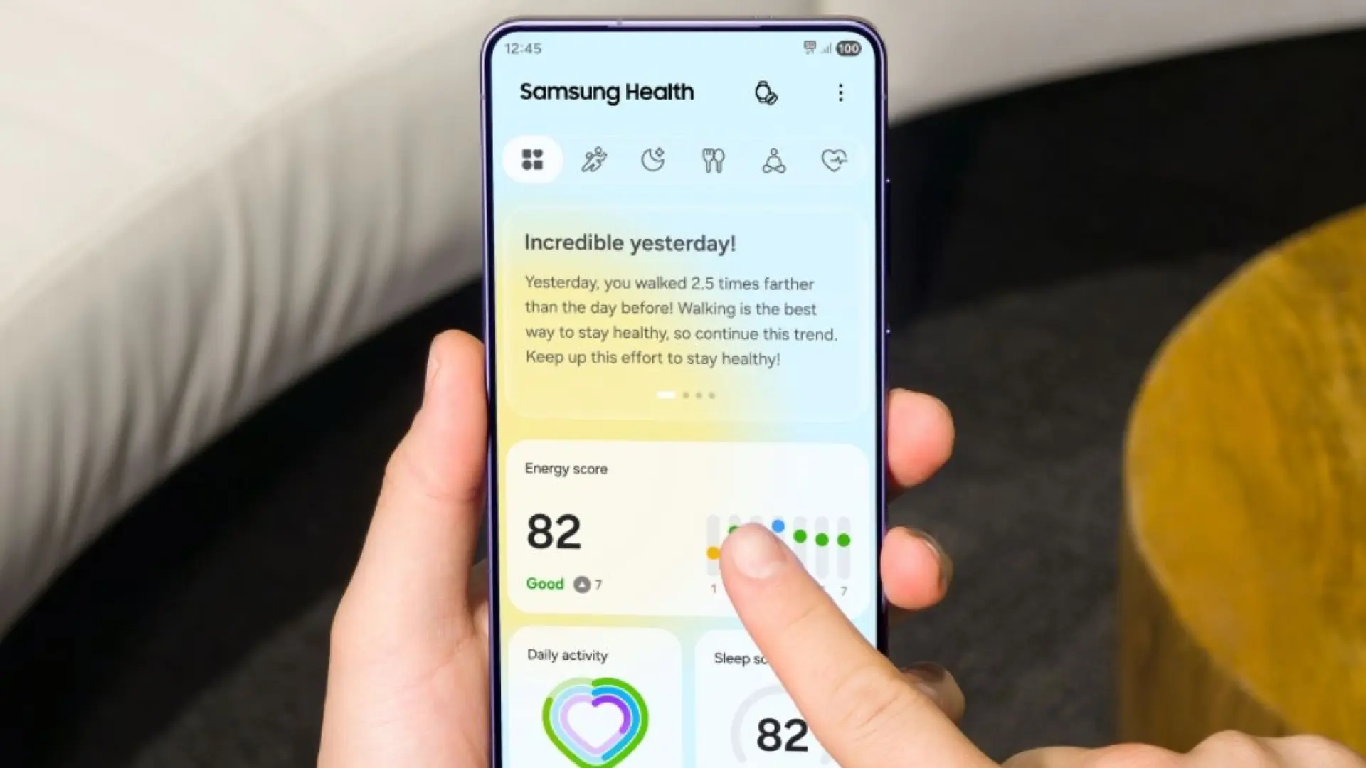 Samsung lleva más IA a la app del Galaxy Watch para traducir tus datos de salud en consejos útiles