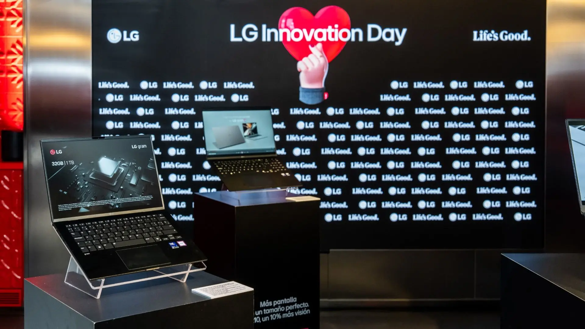Televisores de 115 pulgadas, portátiles con 36 horas de batería e IA sin nube: así imagina LG la tecnología de 2026