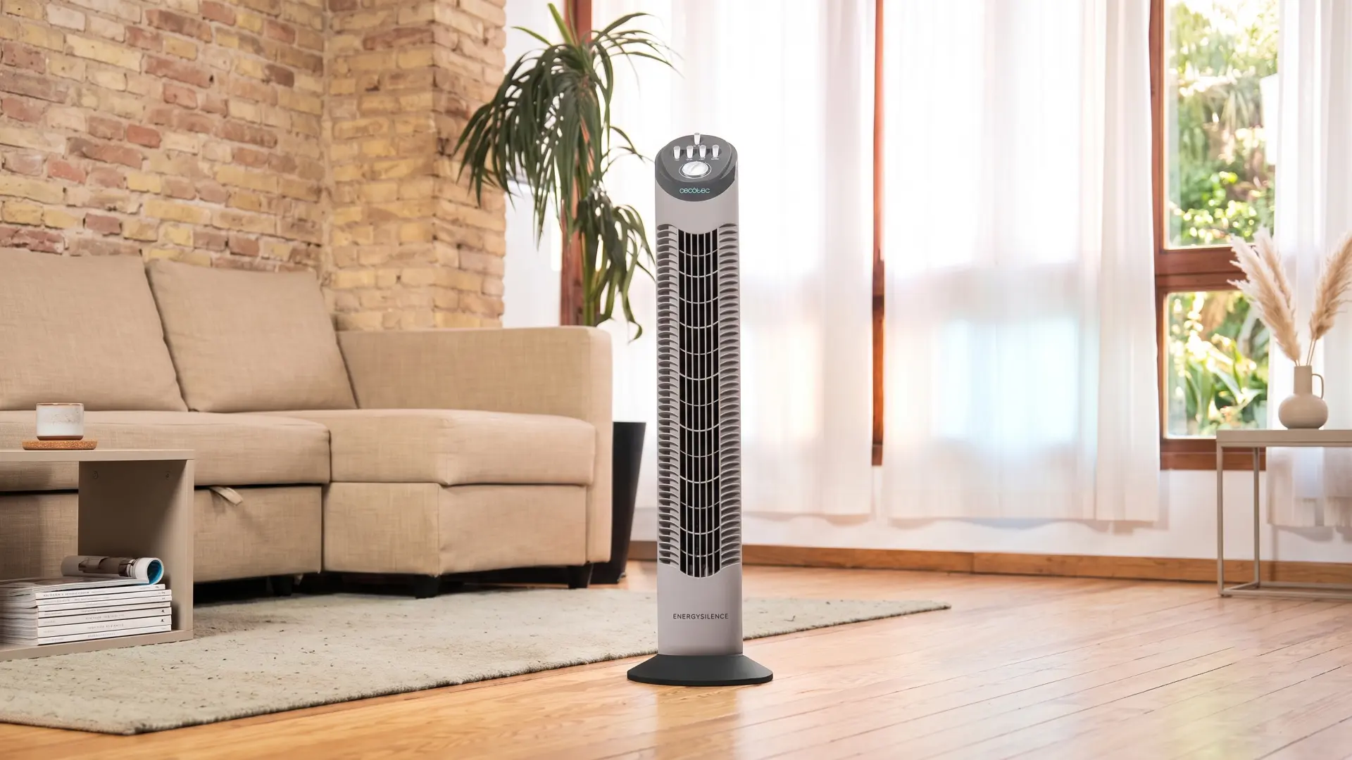 Potencia y ahorro en plena ola de calor: el ventilador de torre que cuida de tu factura eléctrica