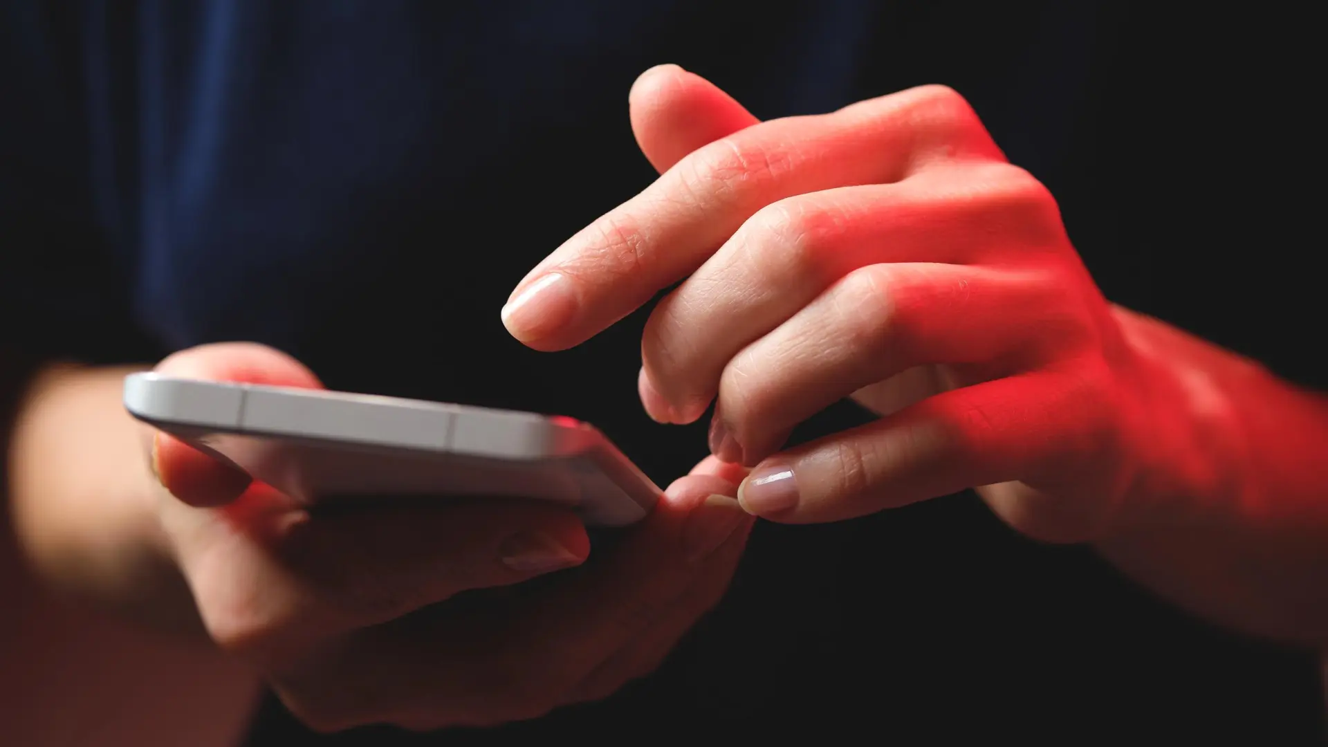 Cómo saber si tu teléfono está pinchado: así puedes ver si te están espiando