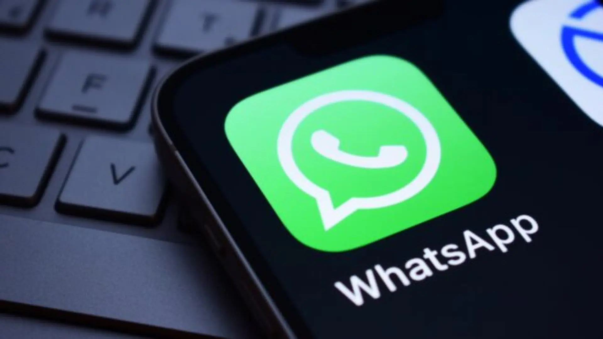 WhatsApp facilita liberar espacio en el móvil: ya puedes borrar los archivos pesados sin eliminar los chats