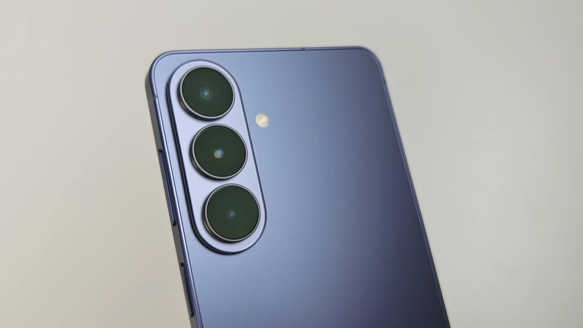 Lo último de Samsung refuerza la seguridad de tu móvil, pero te puedes quedar sin él si olvidas la clave de acceso