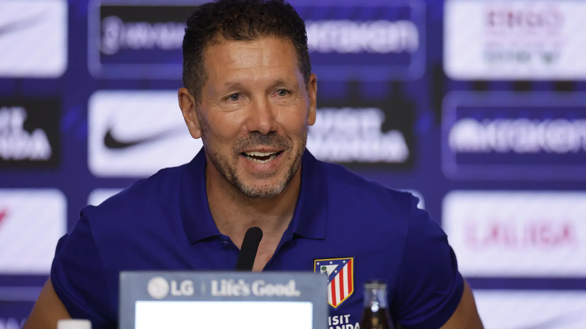 Simeone, sobre el caso Julián Álvarez: «Si el dueño del club habló tajantemente, creo que no hay más»