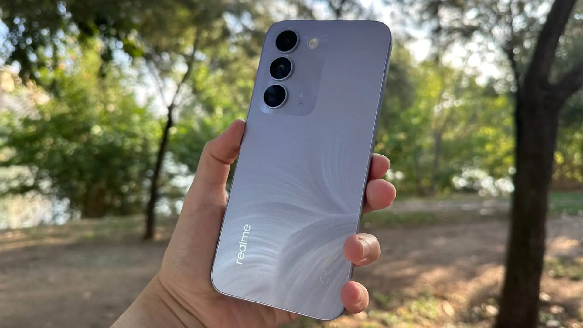 realme tiene un móvil para quienes buscan mucha batería y una cámara decente por menos de 250 euros