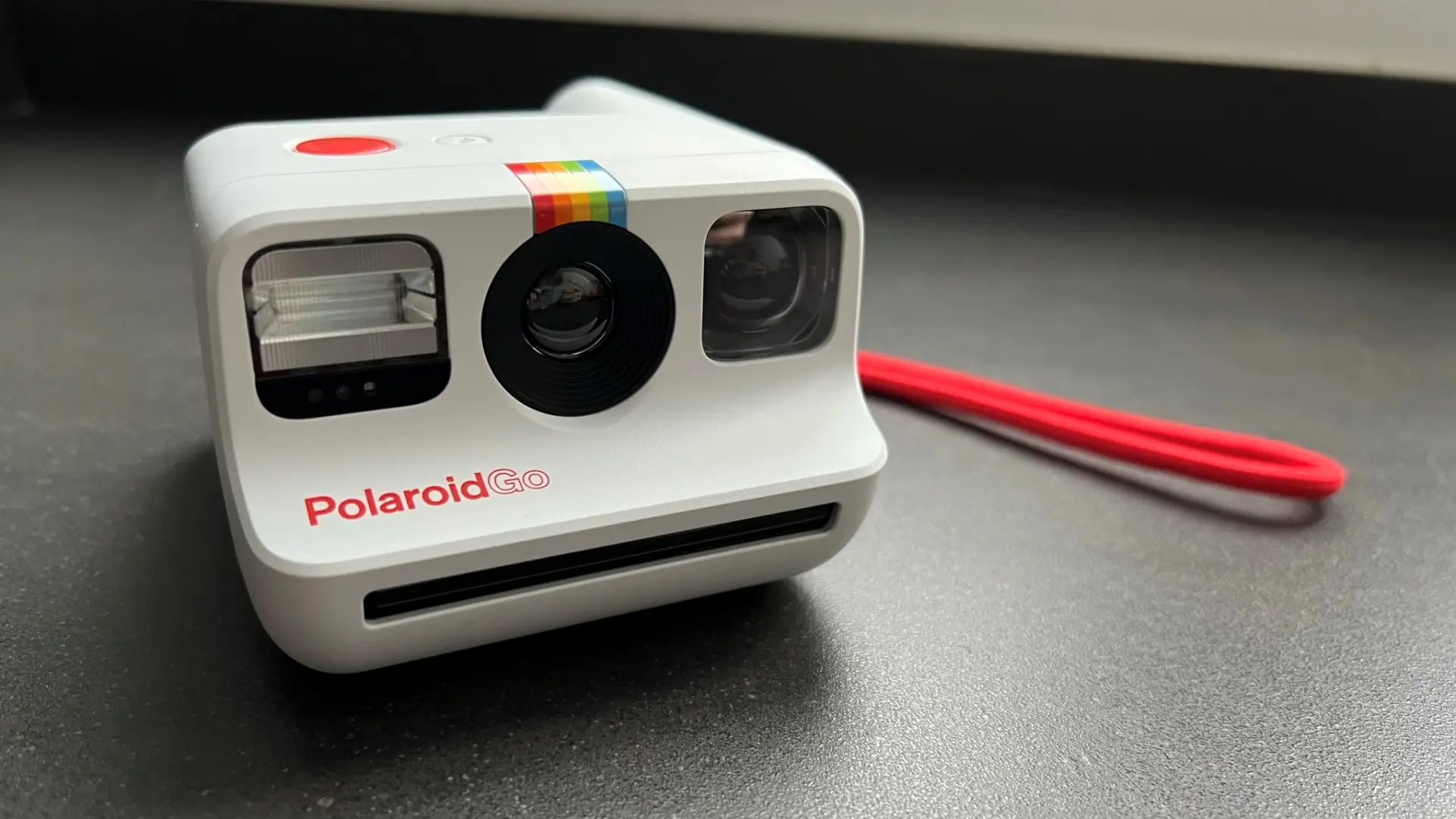 Desata tu lado más creativo en papel: hazte ya con la Polaroid Go que cabe en tu bolsillo