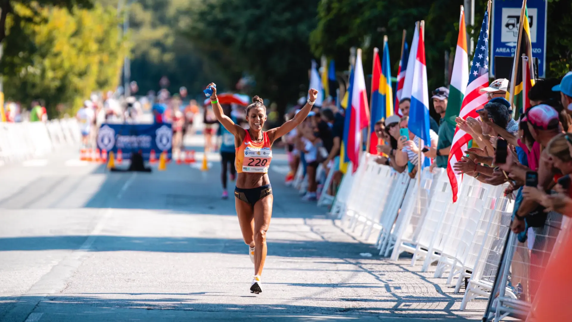 Gran actuación de las españolas en el Mundial de 100km: bronce para Gemma Arenas, Verdeliss sexta y subcampeonas por equipos