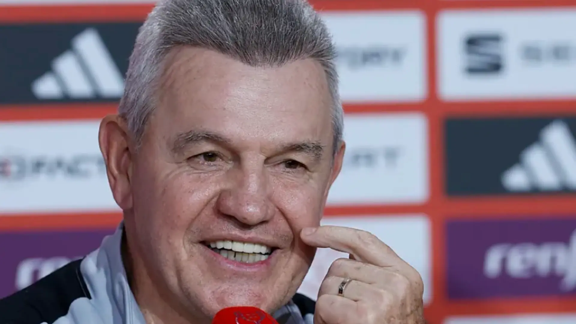 Javier Aguirre, nuevo entrenador del Valencia