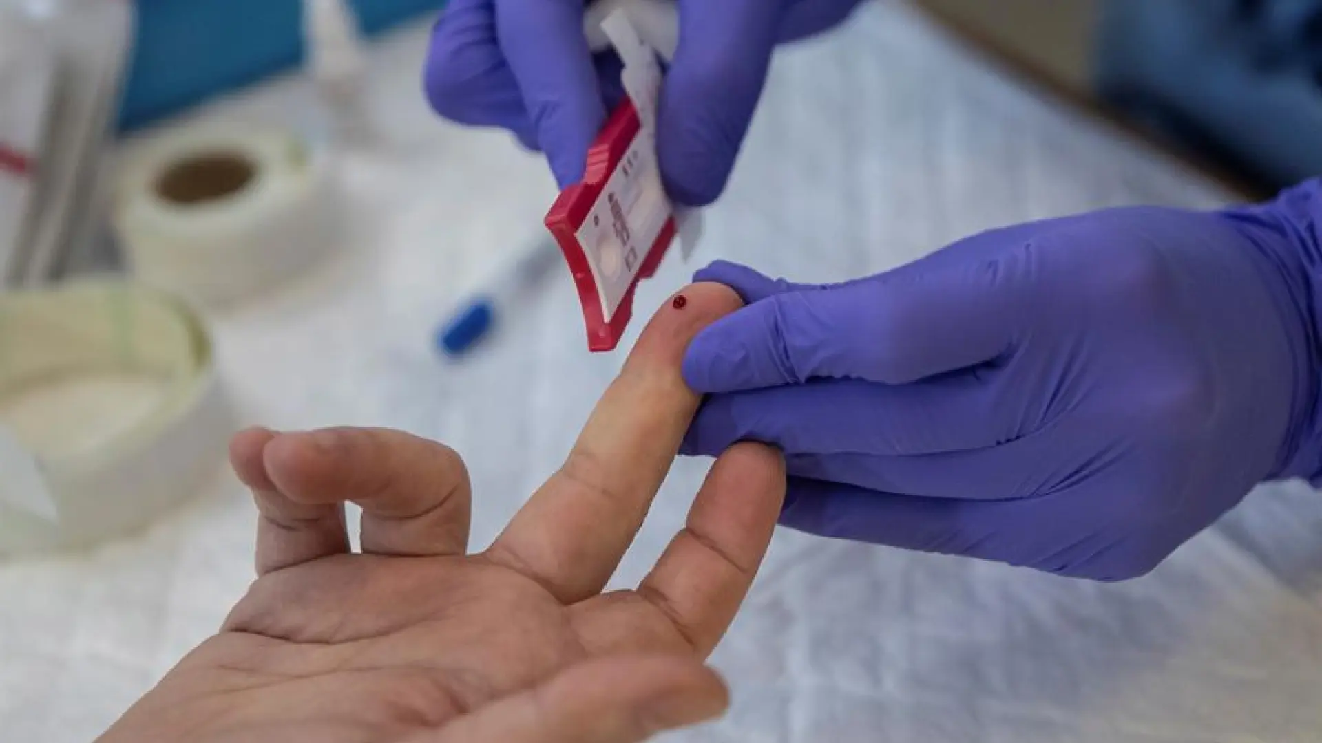 Una simple extracción de sangre podría ayudar a diseñar tratamientos a medida contra el cáncer