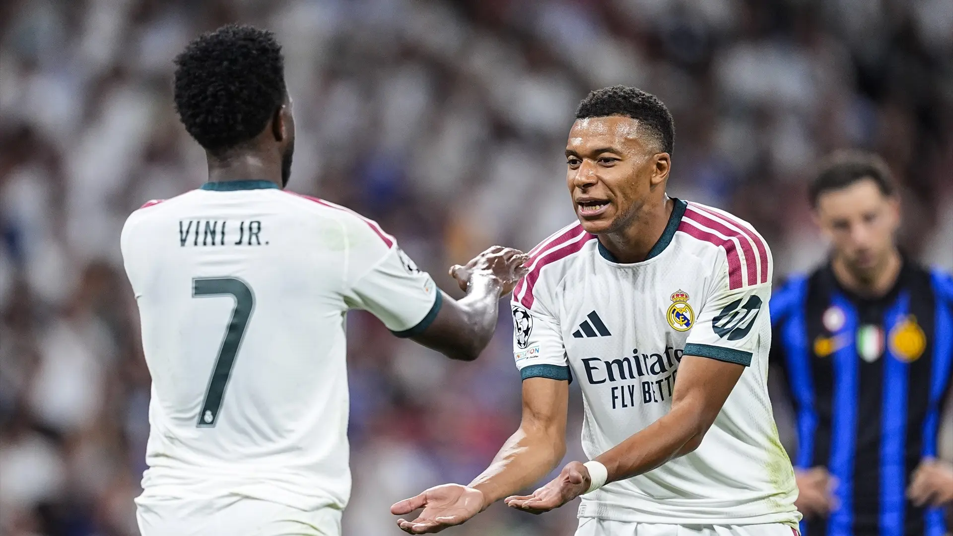 Mbappé muestra su apoyo a Vinícius: «Está muy bien que esté triste, porque significa que quiere dar mucho al equipo»