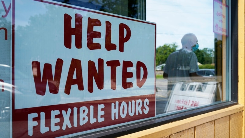 Solicitudes semanales de subsidio de desempleo en EEUU caen inesperadamente