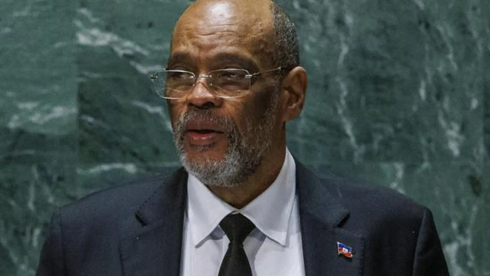 Dimite oficialmente el primer ministro de Haití para dejar paso al Consejo de Transición