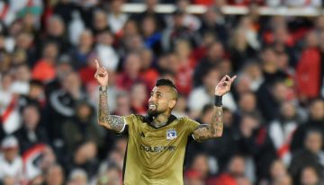 River vs Colo-Colo, por la Copa Libertadores: Arturo Vidal pasó de los gestos a los hinchas a una 'siesta' en el gol de Colidio y el ridículo ante Armani