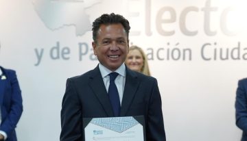 Pablo Lemus recibe constancia como gobernador de Jalisco