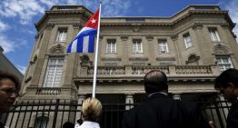 La UE afirma que levantar el bloqueo estadounidense facilitará la apertura económica de Cuba