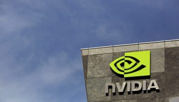 Acciones de Nvidia caen 3.78% mientras Apple vuelve a ser la más valiosa